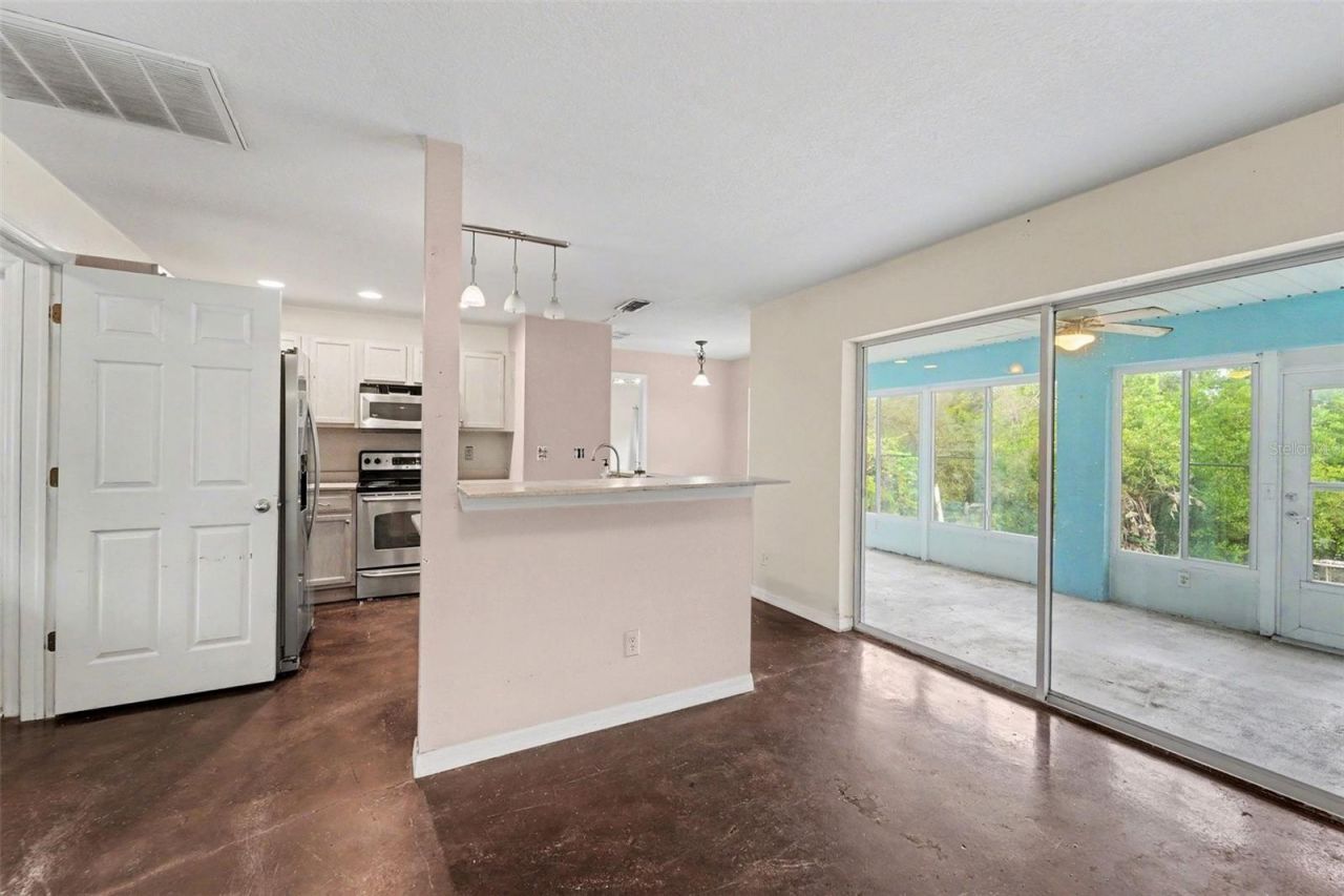 7295 Centerwood Avenue, Spring Hill, FL 34606 Photo
