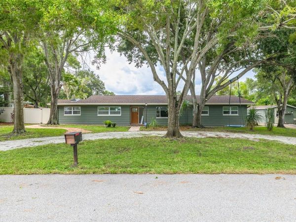 3132 WOLFE ROAD , CLEARWATER, FL 33759