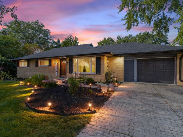 15440 Mt Vernon Ave, Brookfield, WI 53005