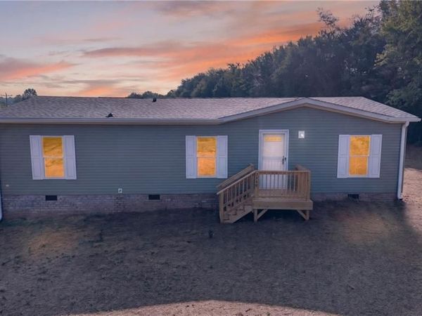 3840 Sonnet Drive, Boonville, NC 27011