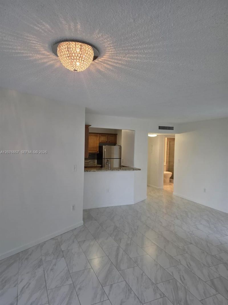6955 NW 186th St , Unit F306, Hialeah, FL 33015 Photo