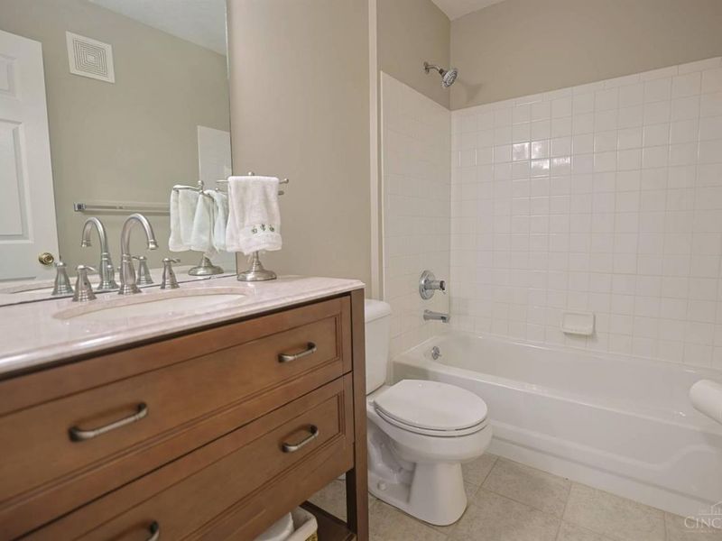 4906 Bordeaux Lane, Mason, OH 45040 Photo 16