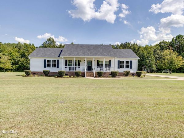 294 Godley Road, Grimesland, NC 27837