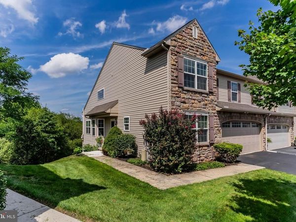 351 WEATHERSTONE, NEW CUMBERLAND, PA 17070