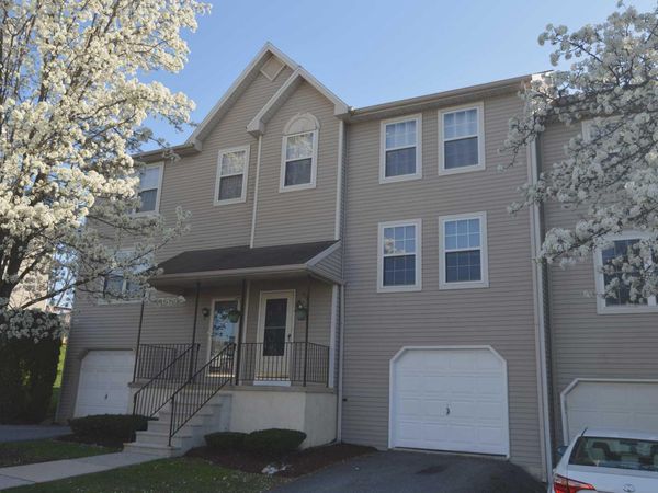 11-5 CRANBERRY RIDGE , READING, PA 19606