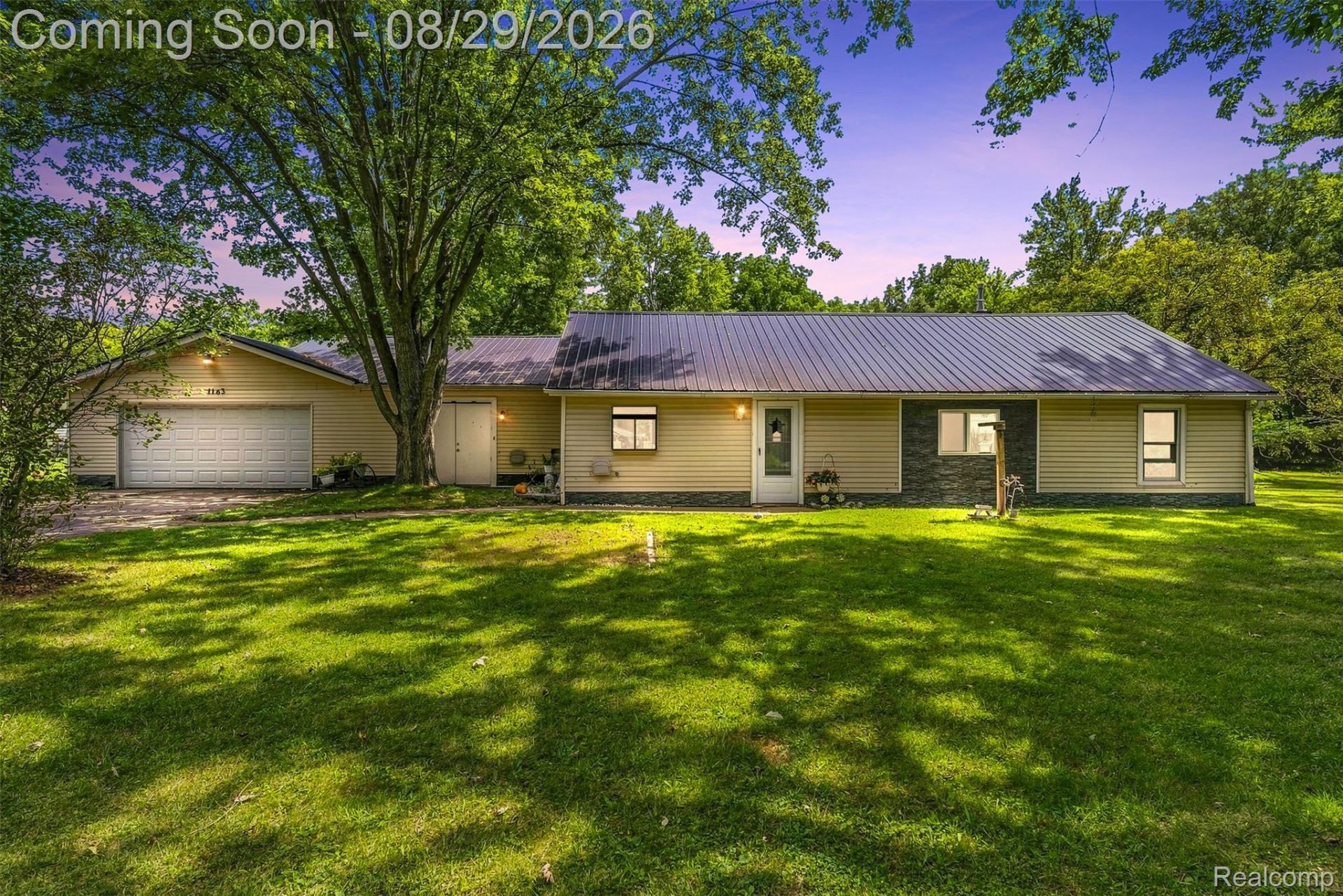 1163 S Packard Avenue, Burton, Mi 48509 Main Photo