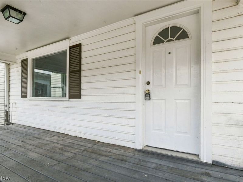 376 Kling Street, Akron, OH 44311 Photo 4