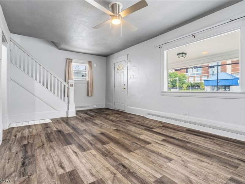 376 Kling Street, Akron, OH 44311 Photo 6