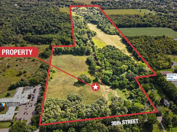 950 N 35th Street, Galesburg, MI 49053