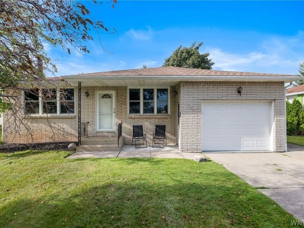 284 Claudette Court, Depew, NY 14043