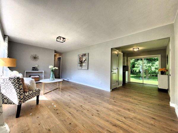 430 Woodview Drive, Sun Prairie, WI 53590