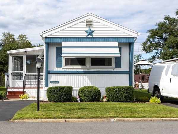 38 Colvin St, Attleboro, MA 02703