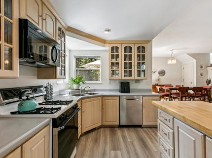 10454 Royal Crest Drive, Truckee, CA 96161 Photo