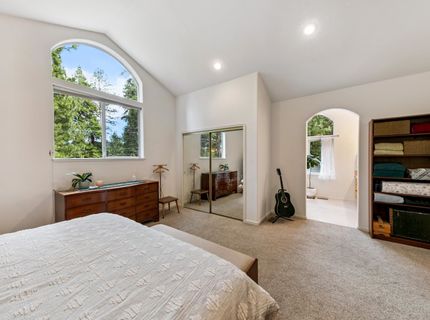 10454 Royal Crest Drive, Truckee, CA 96161 Photo