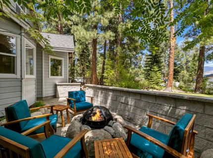 10454 Royal Crest Drive, Truckee, CA 96161 Photo