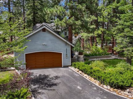 10454 Royal Crest Drive, Truckee, CA 96161 Photo