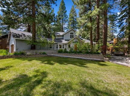 10454 Royal Crest Drive, Truckee, CA 96161 Photo