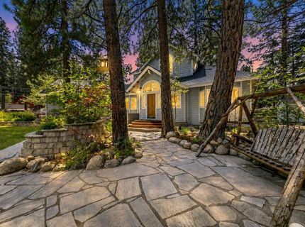 10454 Royal Crest Drive, Truckee, CA 96161 Photo