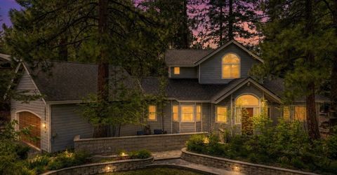 10454 Royal Crest Drive, Truckee, CA 96161 Photo