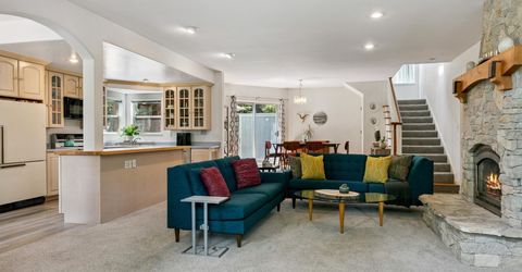 10454 Royal Crest Drive, Truckee, CA 96161 Photo