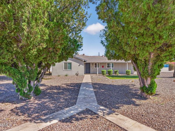 4135 N WESTVIEW Drive, Phoenix, AZ 85015
