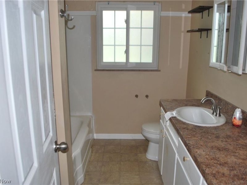 3463 Clague Road, North Olmsted, OH 44070 Photo 11
