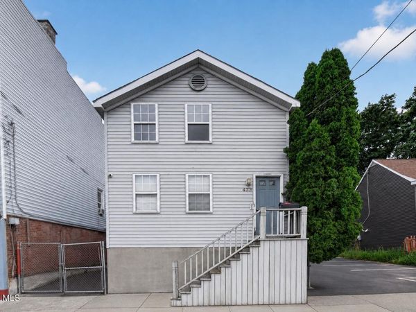 473 Washington Avenue, Albany, NY 12206