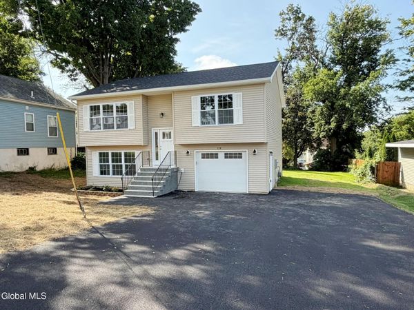228 Hampton Avenue, Rensselaer, NY 12144