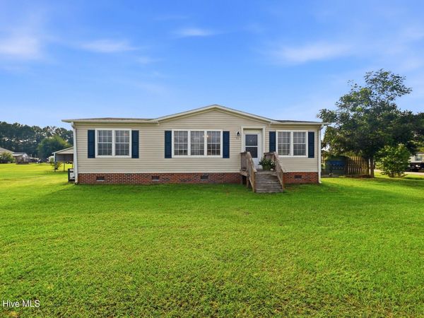 71 Gobbler Court, Rocky Point, NC 28457
