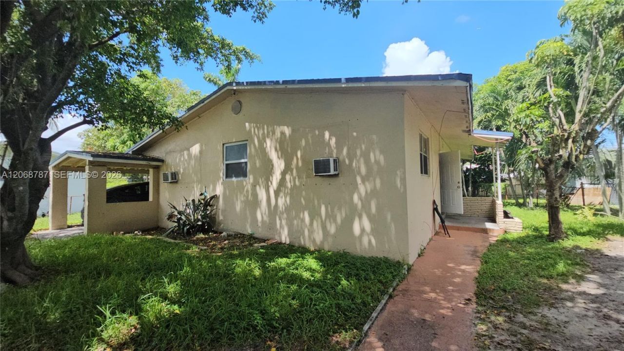 3451 NW 2nd St, Lauderhill, FL 33311 Main Photo