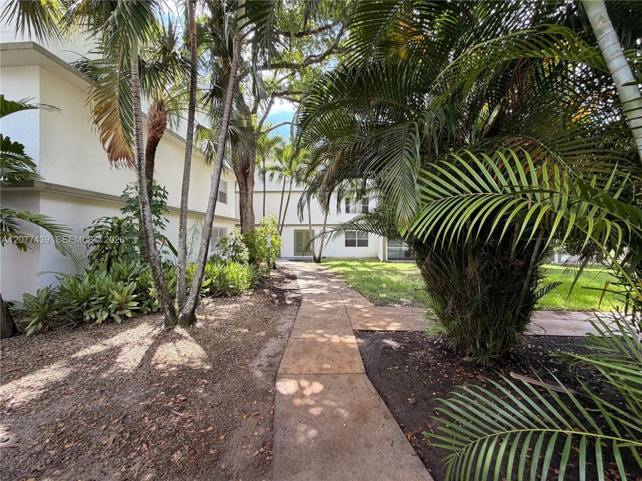 4235 N University Dr , Unit 103, Sunrise, FL 33351 Photo