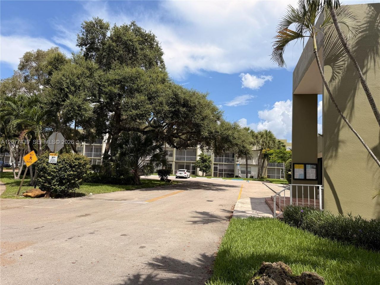 4235 N University Dr , Unit 103, Sunrise, FL 33351 Photo