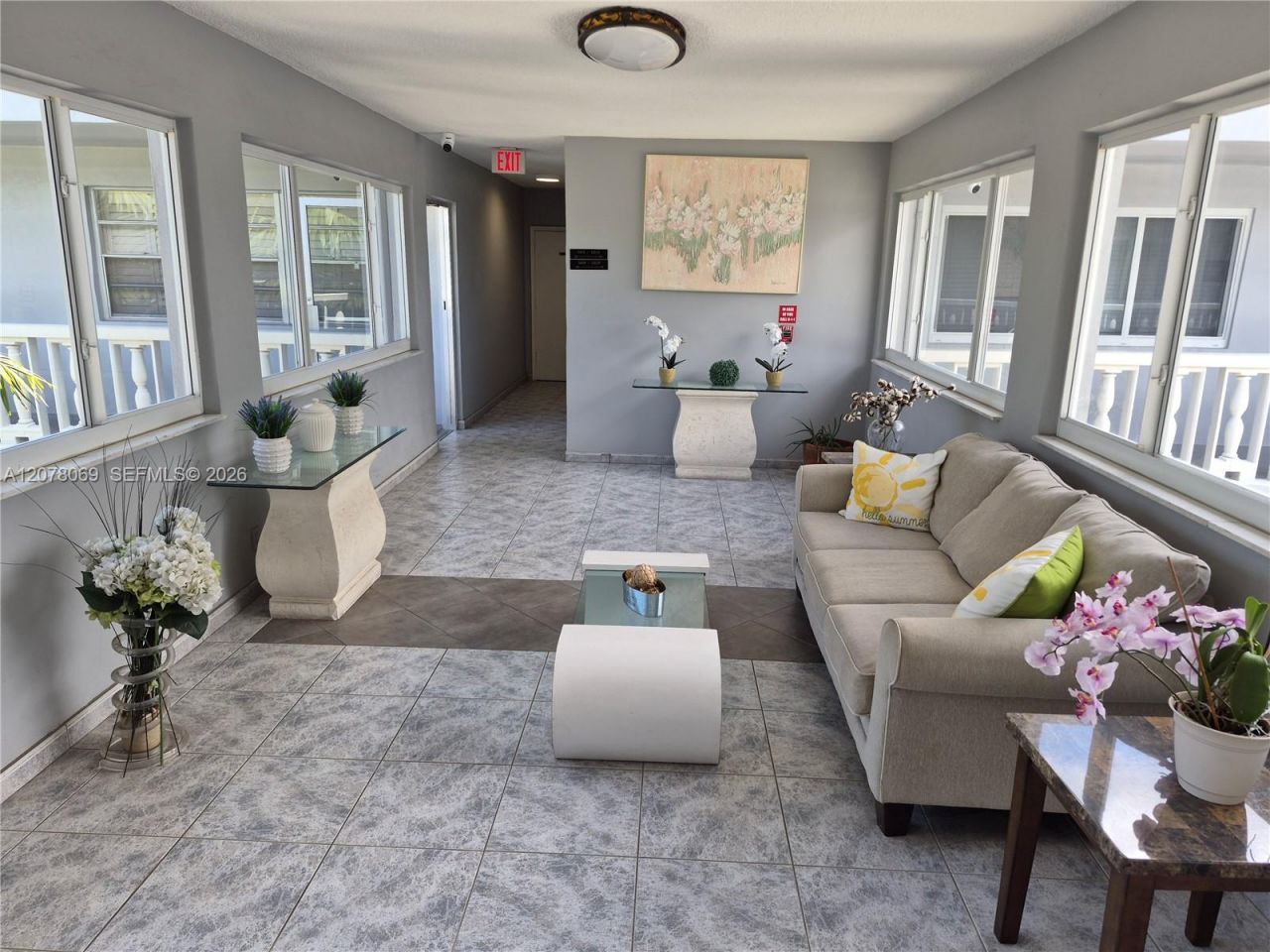329 SE 3rd St , Unit 501T, Hallandale Beach, FL 33009 Photo