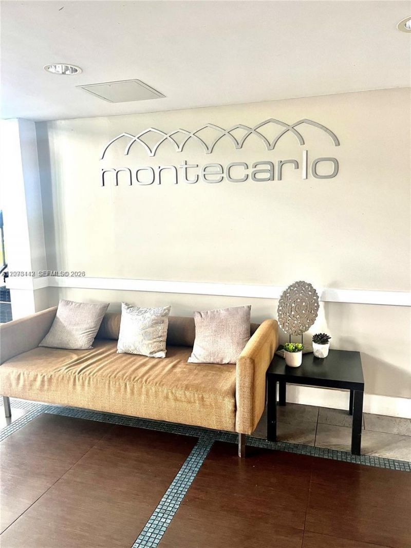 492 NW 165th St Rd , Unit C112, Miami, FL 33169 Photo