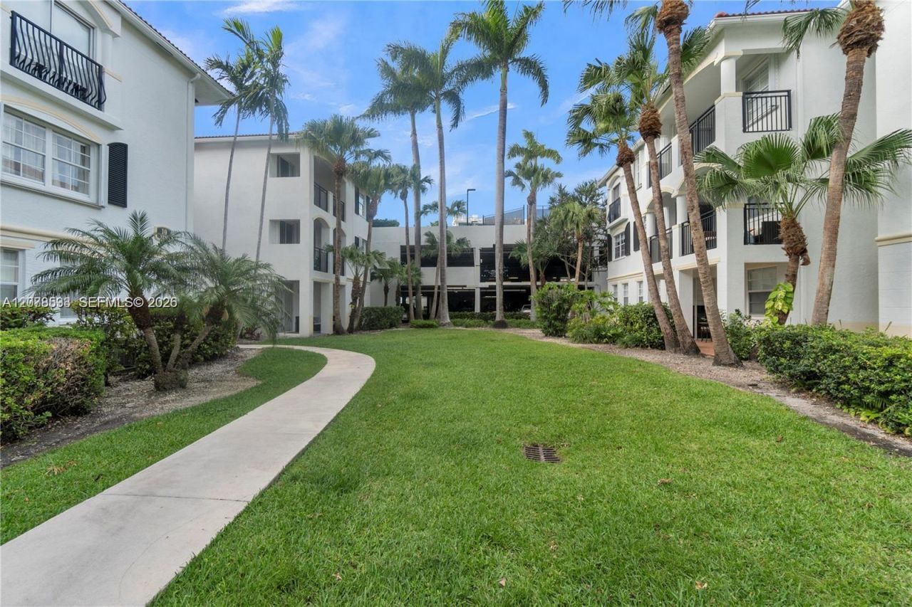 3235 NE 184th St, Unit 11103, Aventura, FL 33160 Photo