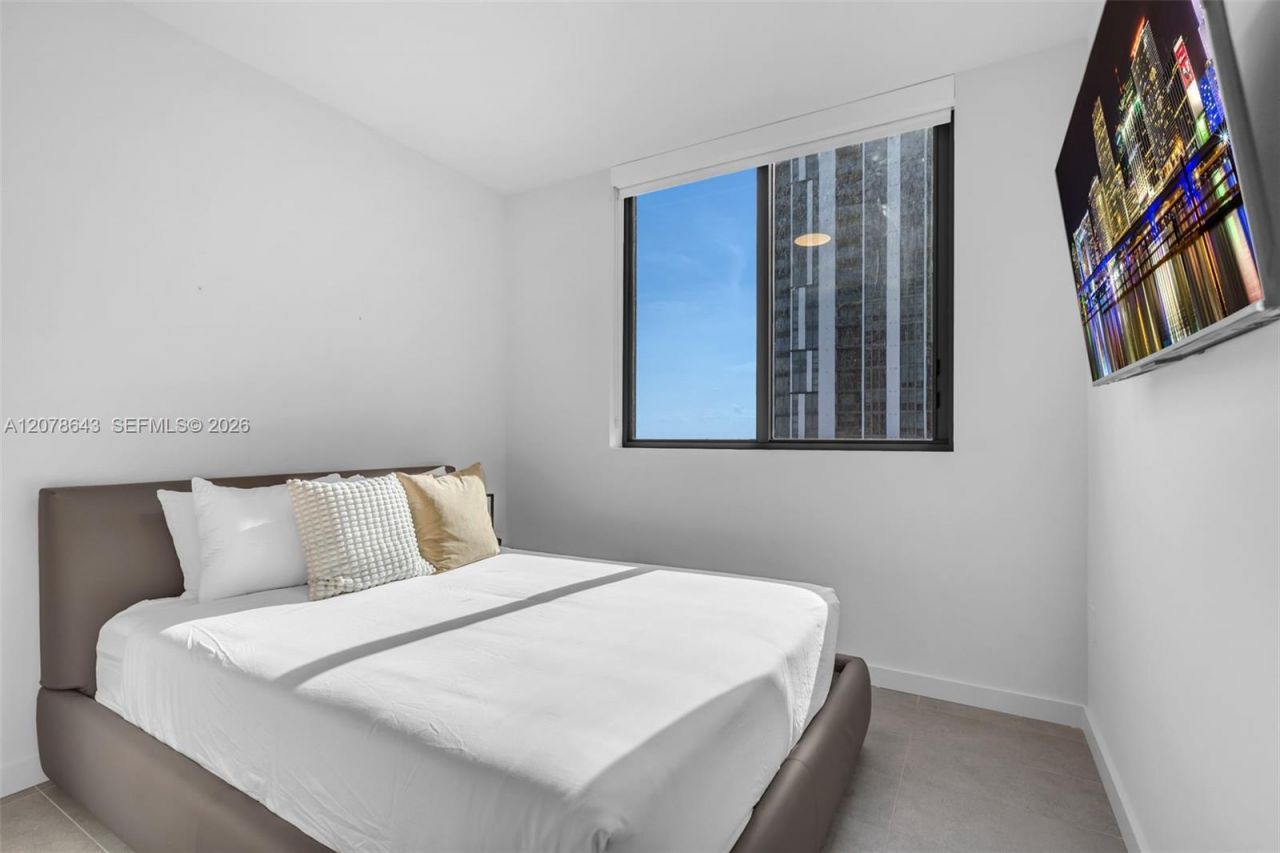121 NE 5th St , Unit 2708, Miami, FL 33132 Photo