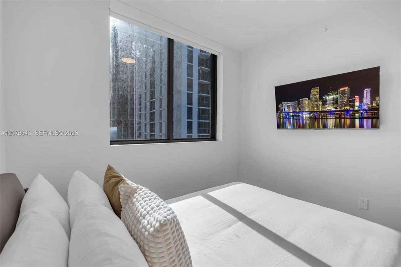 121 NE 5th St , Unit 2708, Miami, FL 33132 Photo