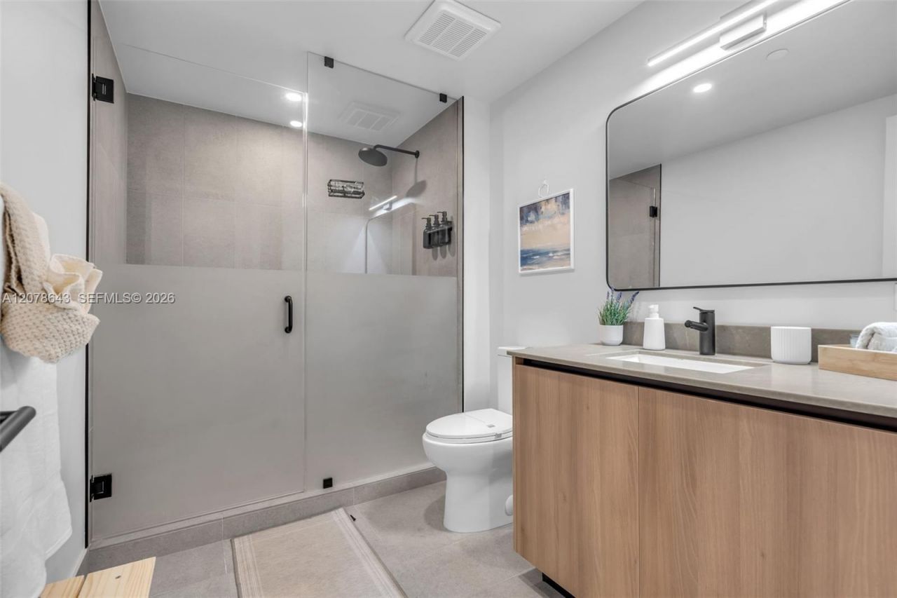 121 NE 5th St , Unit 2708, Miami, FL 33132 Photo
