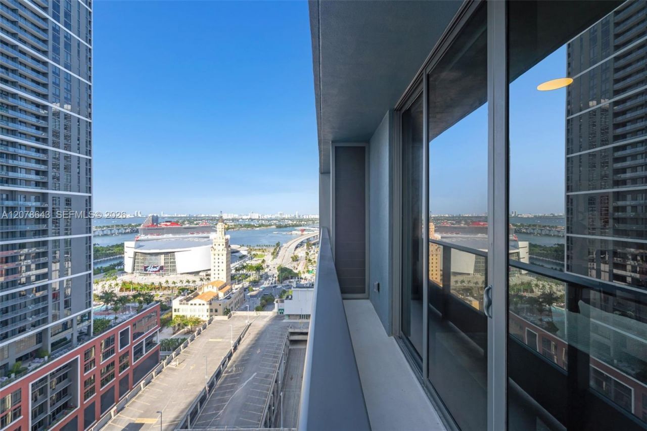 121 NE 5th St , Unit 2708, Miami, FL 33132 Photo