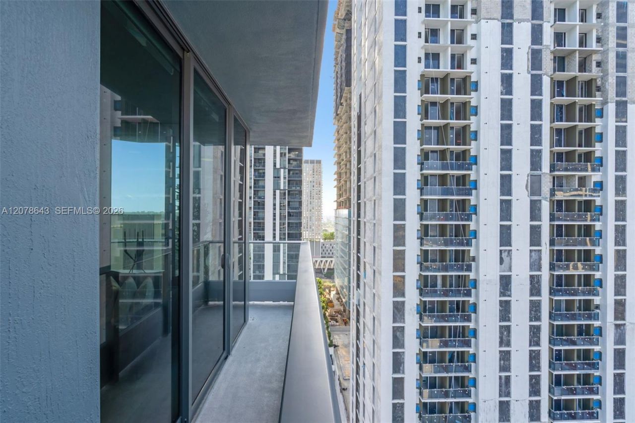 121 NE 5th St , Unit 2708, Miami, FL 33132 Photo