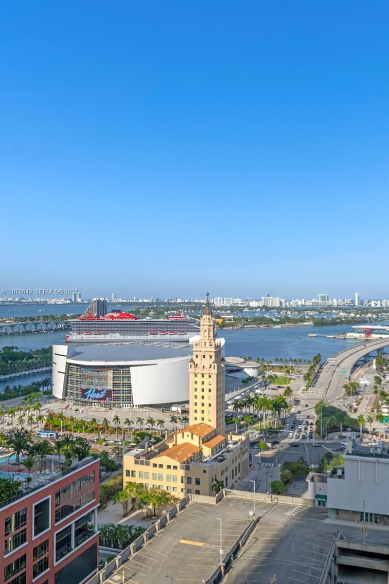 121 NE 5th St , Unit 2708, Miami, FL 33132 Photo