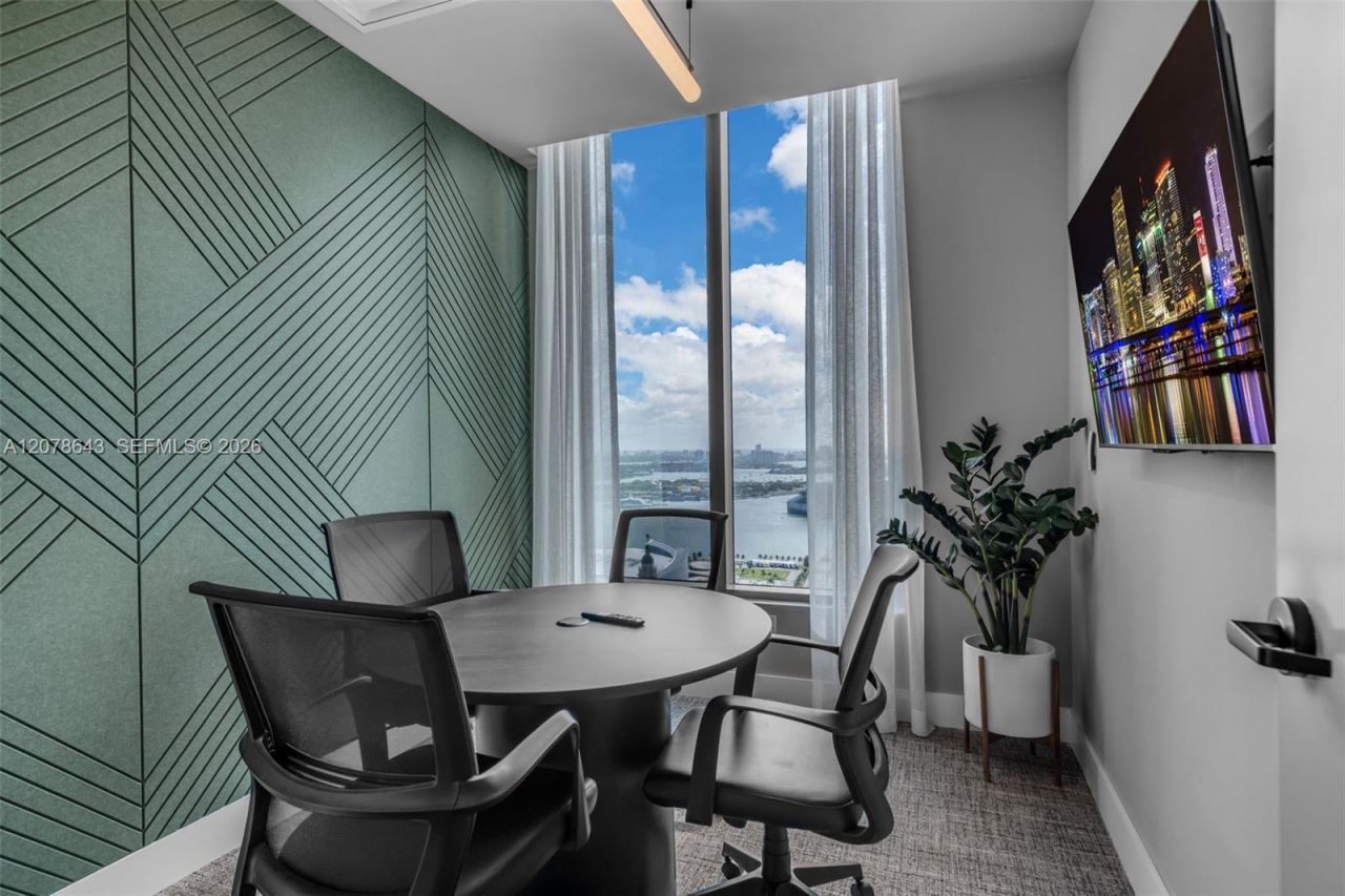 121 NE 5th St , Unit 2708, Miami, FL 33132 Photo