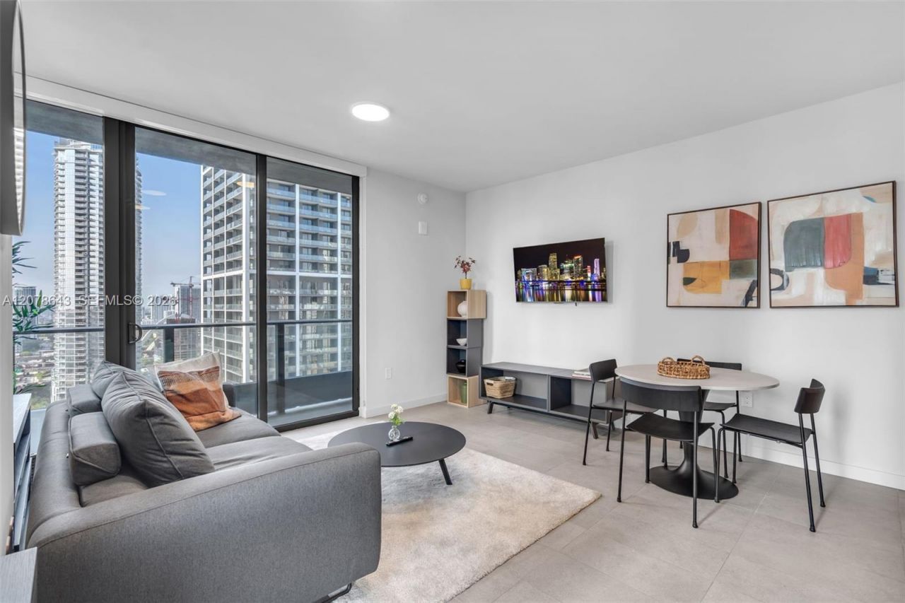 121 NE 5th St , Unit 2708, Miami, FL 33132 Photo