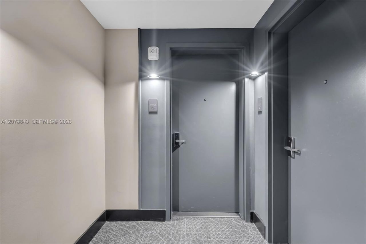 121 NE 5th St , Unit 2708, Miami, FL 33132 Photo
