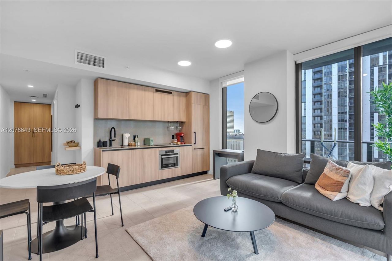 121 NE 5th St , Unit 2708, Miami, FL 33132 Photo