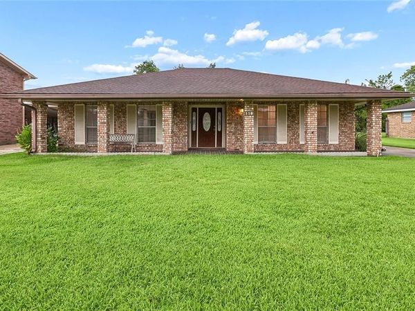 118 GRAVOLET Street , Belle Chasse, LA 70037