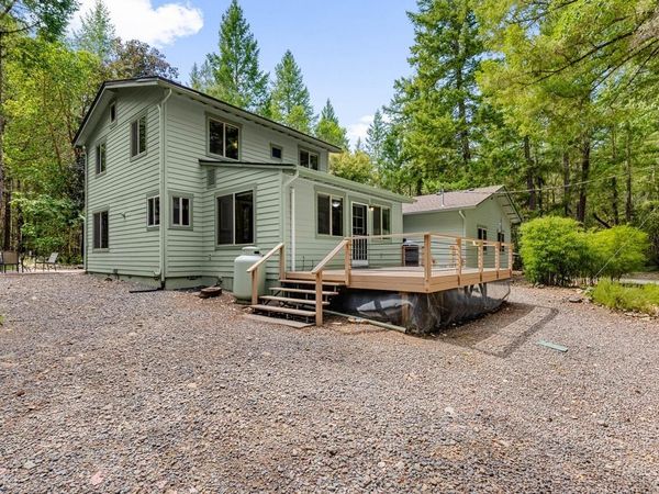 8843 Deer Creek Road, Selma, OR 97538