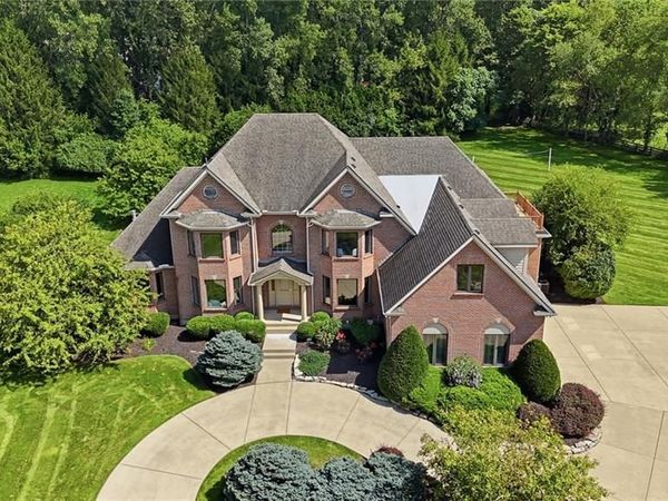 2638 Ballydoyle Drive, Springfield, OH 45503