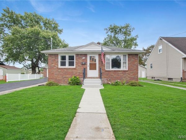 27 Newell Avenue , Lancaster, NY 14086