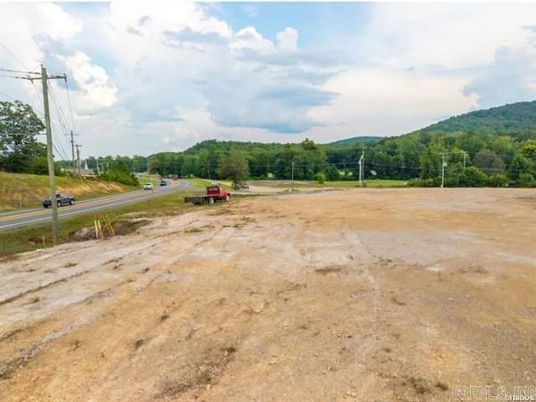 100 Walnut Valley , Hot Springs Village, AR 71909